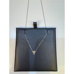 VRAI V Solitaire Necklace NIB Sterling Silver 1/4 Carat